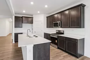 557 Revere St, Burlington, WI 53105 - Photo 9