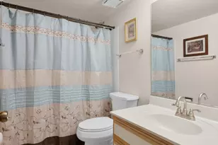 2147 Stirling Ct, Hanover Park, IL 60133 - Photo 15