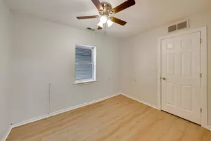 3115 N Oakley Ave, Chicago, IL 60618 - Photo 19