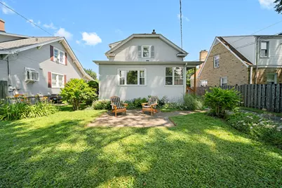 1329 Henry Avenue, Des Plaines, IL 60016 - Photo 17