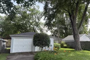 1329 Henry Ave, Des Plaines, IL 60016 - Photo 21