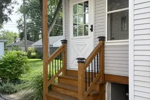 1329 Henry Ave, Des Plaines, IL 60016 - Photo 23