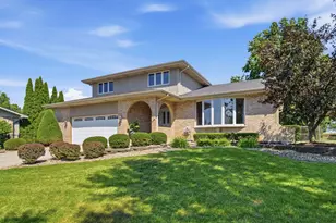 14519 S Pine Grove Dr, Homer Glen, IL 60491 - Photo 1