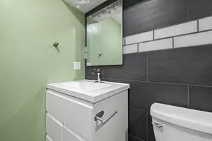 5834 W 77th St, Burbank, IL 60459 - Photo 17