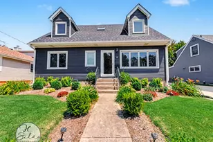 419 S Michigan Ave, Villa Park, IL 60181 - Photo 1