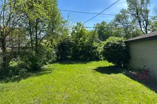 1329 Price Ave, Calumet City, IL 60409 - Photo 39