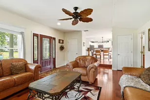 32 E Rickard Dr, Oswego, IL 60543 - Photo 7