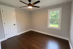 230 Mantua St, Park Forest, IL 60466 - Photo 3