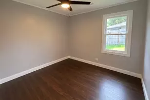230 Mantua St, Park Forest, IL 60466 - Photo 5