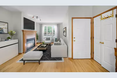 1214 W Ohio Street, Chicago, IL 60642 - Photo 3