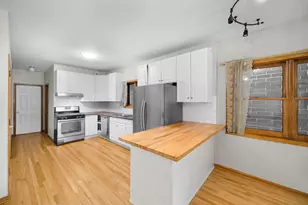 1214 W Ohio St, Chicago, IL 60642 - Photo 5