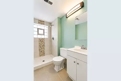 4811 W 121st Place, Alsip, IL 60803 - Photo 9