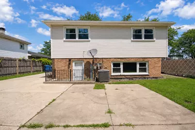 4811 W 121st Place, Alsip, IL 60803 - Photo 5