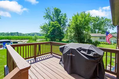 25138 W Lake Avenue, Ingleside, IL 60041 - Photo 31
