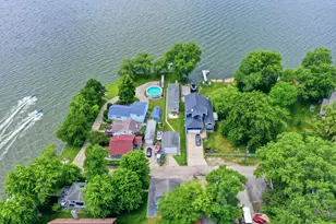 204 Eagle Point Rd, Fox Lake, IL 60020 - Photo 5