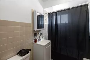 6721 N Hermitage Ave, Chicago, IL 60626 - Photo 9