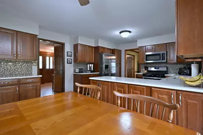 27W168 Chartwell Drive, Winfield, IL 60190 - Photo 15