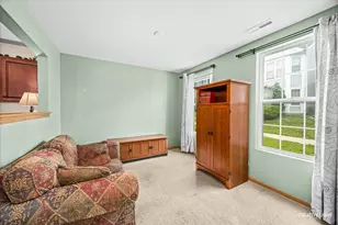 909 Four Seasons Blvd, Aurora, IL 60504 - Photo 13