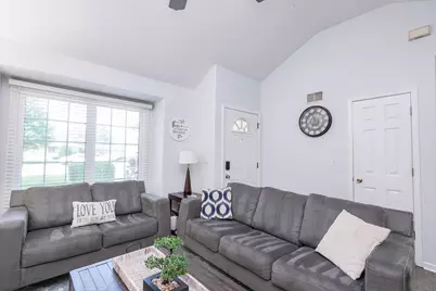 5 Dani Court, Manteno, IL 60950 - Photo 7