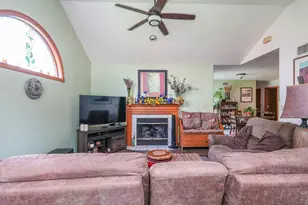 4 Dani Ct, Manteno, IL 60950 - Photo 5