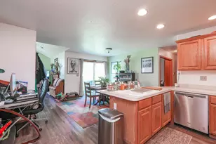 4 Dani Ct, Manteno, IL 60950 - Photo 13