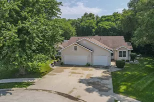 4 Dani Ct, Manteno, IL 60950 - Photo 3