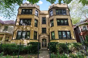 6728 N Bosworth Ave, Chicago, IL 60626 - Photo 1