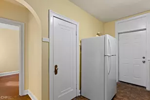 6728 N Bosworth Ave, Chicago, IL 60626 - Photo 9