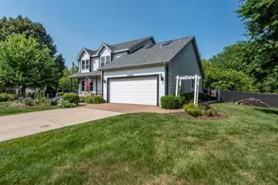 3002 Highland Ct, Winthrop Harbor, IL 60096 - Photo 3