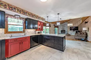 3002 Highland Ct, Winthrop Harbor, IL 60096 - Photo 7