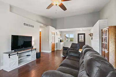 163 Jackson Boulevard, Sycamore, IL 60178 - Photo 5