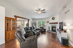 163 Jackson Blvd, Sycamore, IL 60178 - Photo 3