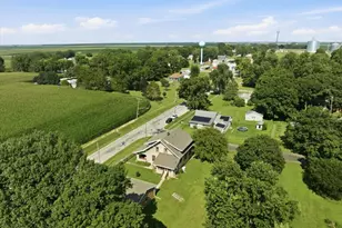 402 W 3rd St, Armington, IL 61721 - Photo 39