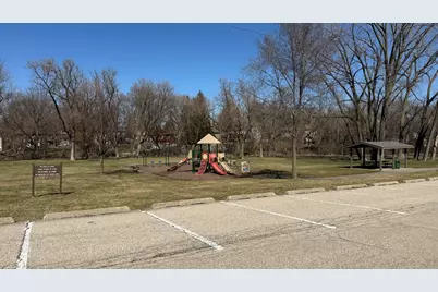 1 E Hilltop Boulevard, McHenry, IL 60050 - Photo 5