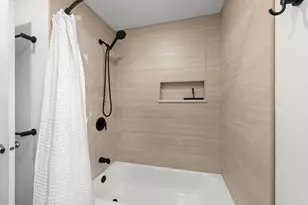 413 Joliet St, West Chicago, IL 60185 - Photo 17