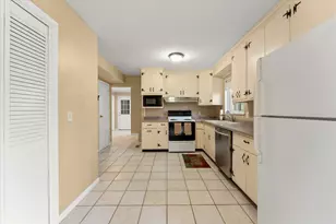 2712 Alton Dr, Champaign, IL 61821 - Photo 17