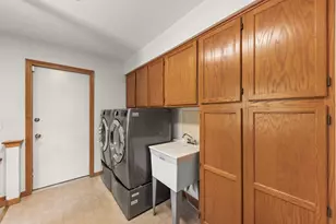 1161 Wakefield Ln, Bartlett, IL 60103 - Photo 19