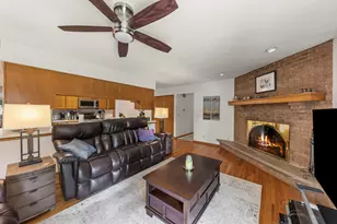 1161 Wakefield Ln, Bartlett, IL 60103 - Photo 7
