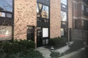639 W Wellington Ave, Chicago, IL 60657 - Photo 11