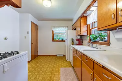 17337 Roy Street, Lansing, IL 60438 - Photo 5