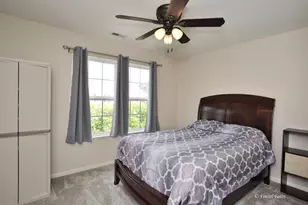 237 Jackson St, Gilberts, IL 60136 - Photo 11