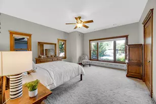 729 N Grove Ave, Oak Park, IL 60302 - Photo 19
