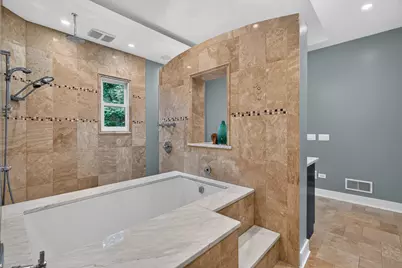 6421 Bentley Avenue, Willowbrook, IL 60527 - Photo 21