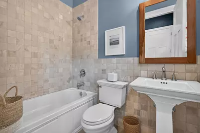 6421 Bentley Avenue, Willowbrook, IL 60527 - Photo 15