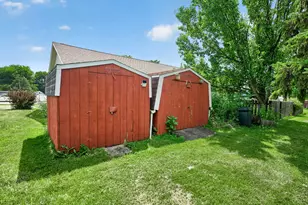 412 Spruce Ln, Amboy, IL 61310 - Photo 21