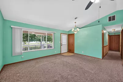 412 Spruce Lane, Amboy, IL 61310 - Photo 5