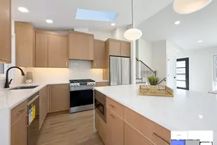 703 N Gibbons Ave, Arlington Heights, IL 60004 - Photo 3