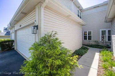 163 N Barton Trail, Batavia, IL 60510 - Photo 3