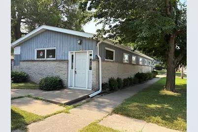 402 Oak Grove Avenue, South Beloit, IL 61080 - Photo 1