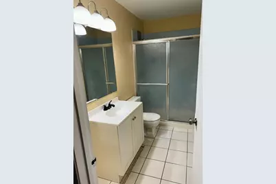 690 Cross Creek Dr Drive #AA, Roselle, IL 60172 - Photo 7